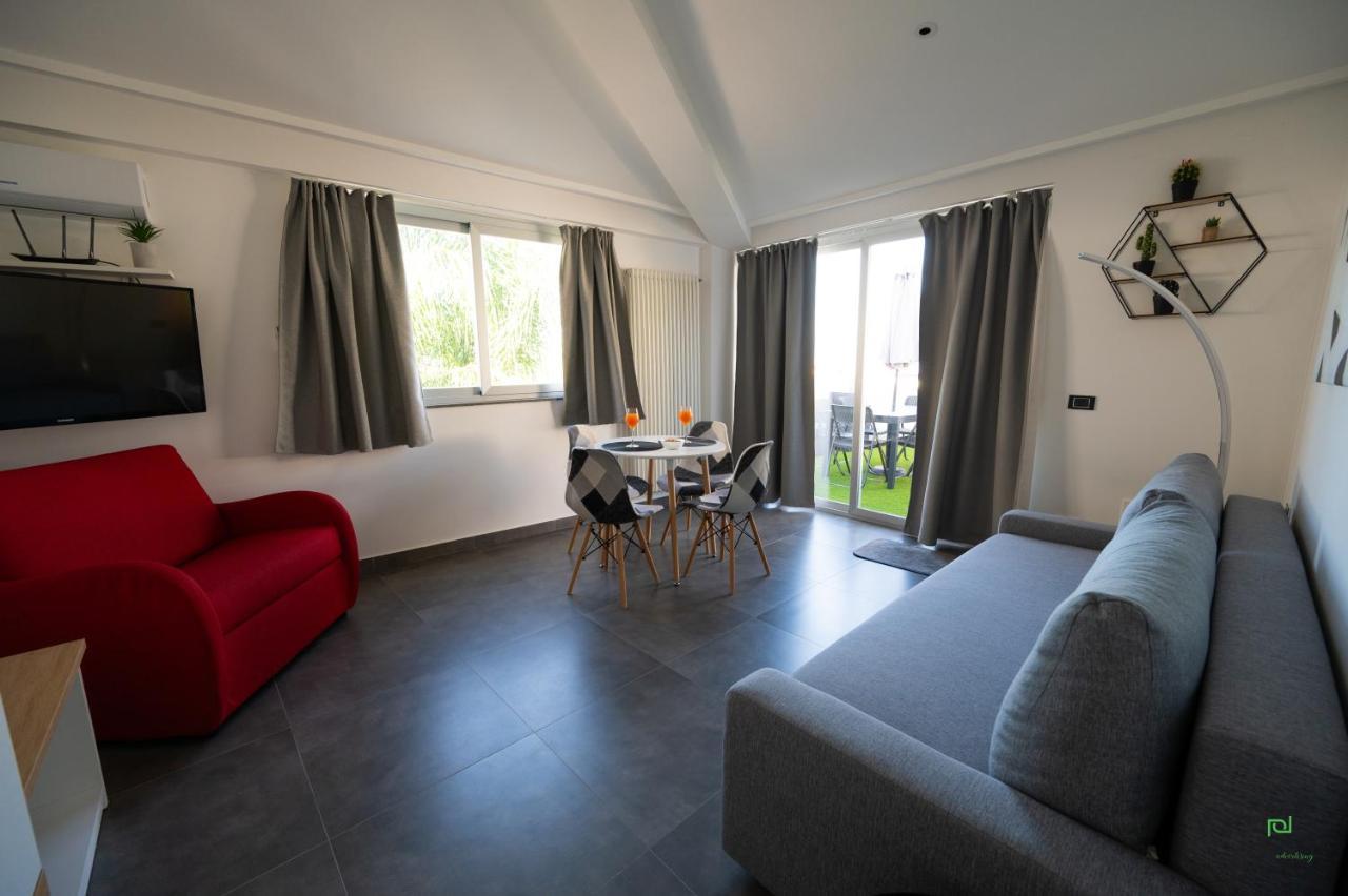 New River Hotel Borgetto Esterno foto