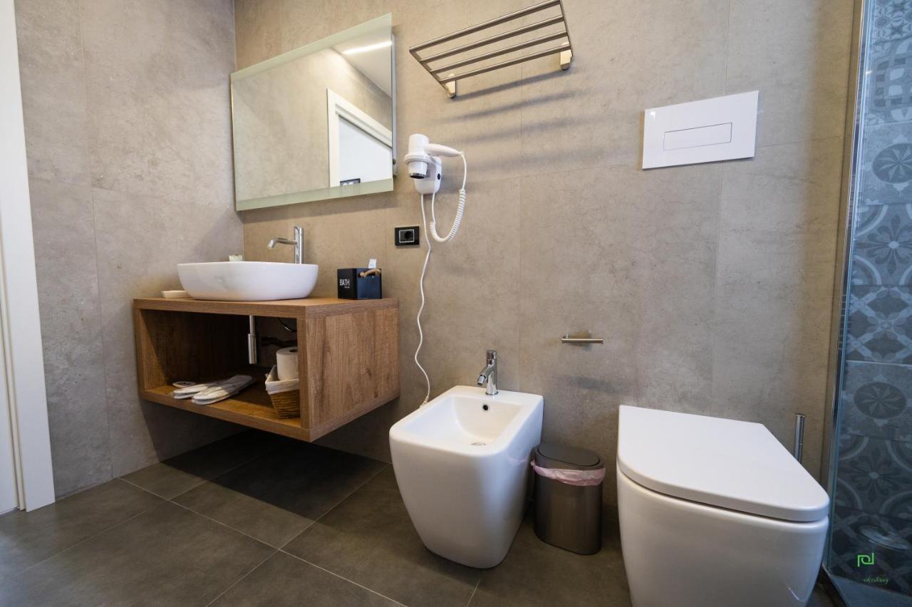 New River Hotel Borgetto Esterno foto